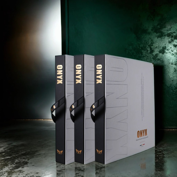 کاغذدیواری اونیکس